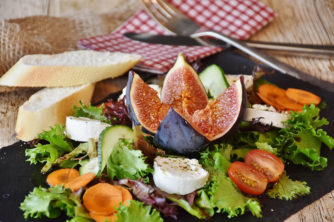 ensalada frutos rojos - imagen ilustrativa
