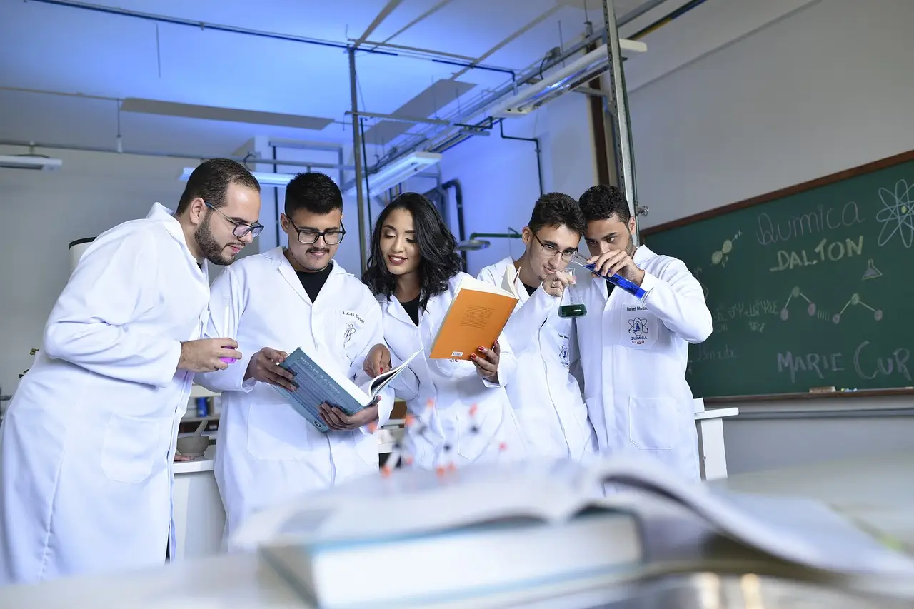 ¿Estamos cerca de la cura definitiva para la diabetes? Los estudios más recientes que están cambiando la historia. cura-diabetes-avances-2025